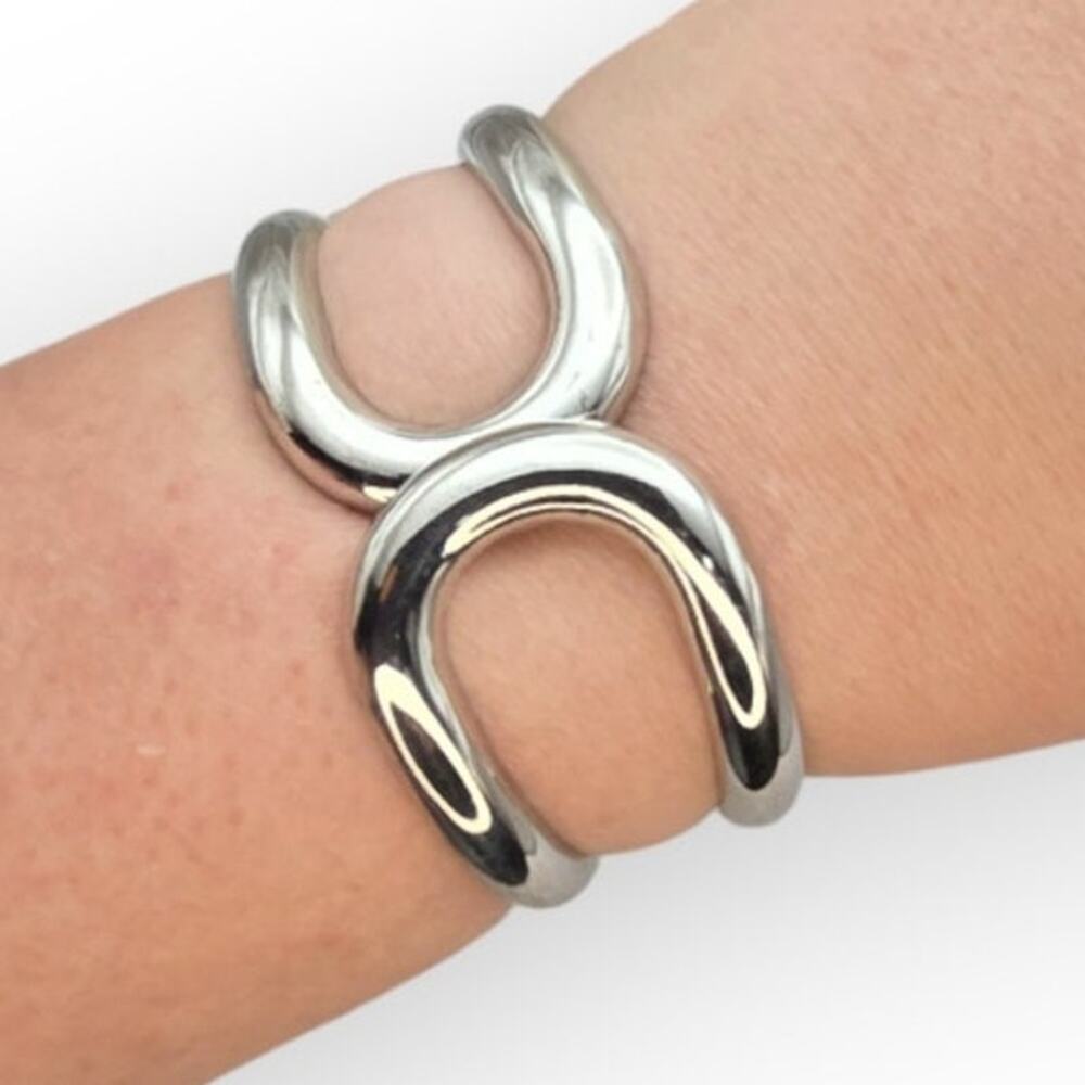 Silver Sculptural Modernist Cuff Bracelet – Abstract Statement Bangle